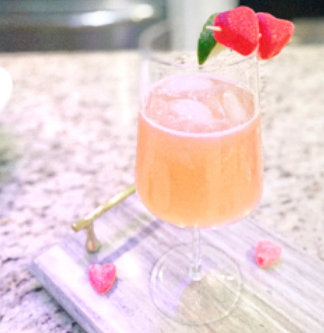 Pink Lemonberry Prosecco Margarita🍹