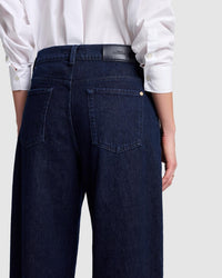7 For All Mankind Bottoms Bonnie Barrel Leg by 7 For All Mankind available at Lemonberry Boutique Aurora