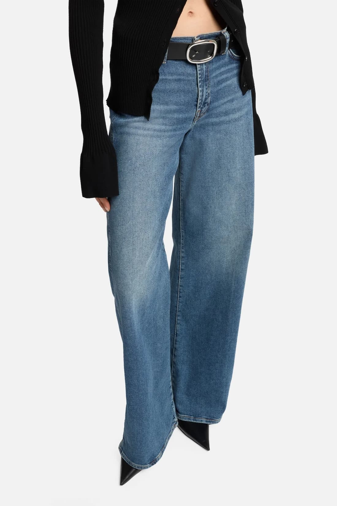 7 For All Mankind Lotta jeans sea level angled front detail view Lemonberry Aurora