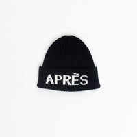 Black beanie with 'APRèS' text on a white background