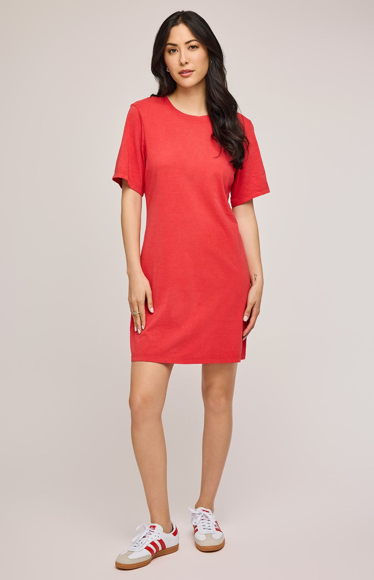 Light easy Cindy Dress by Gentle Fawn in Poppy, paired with sneakers.
