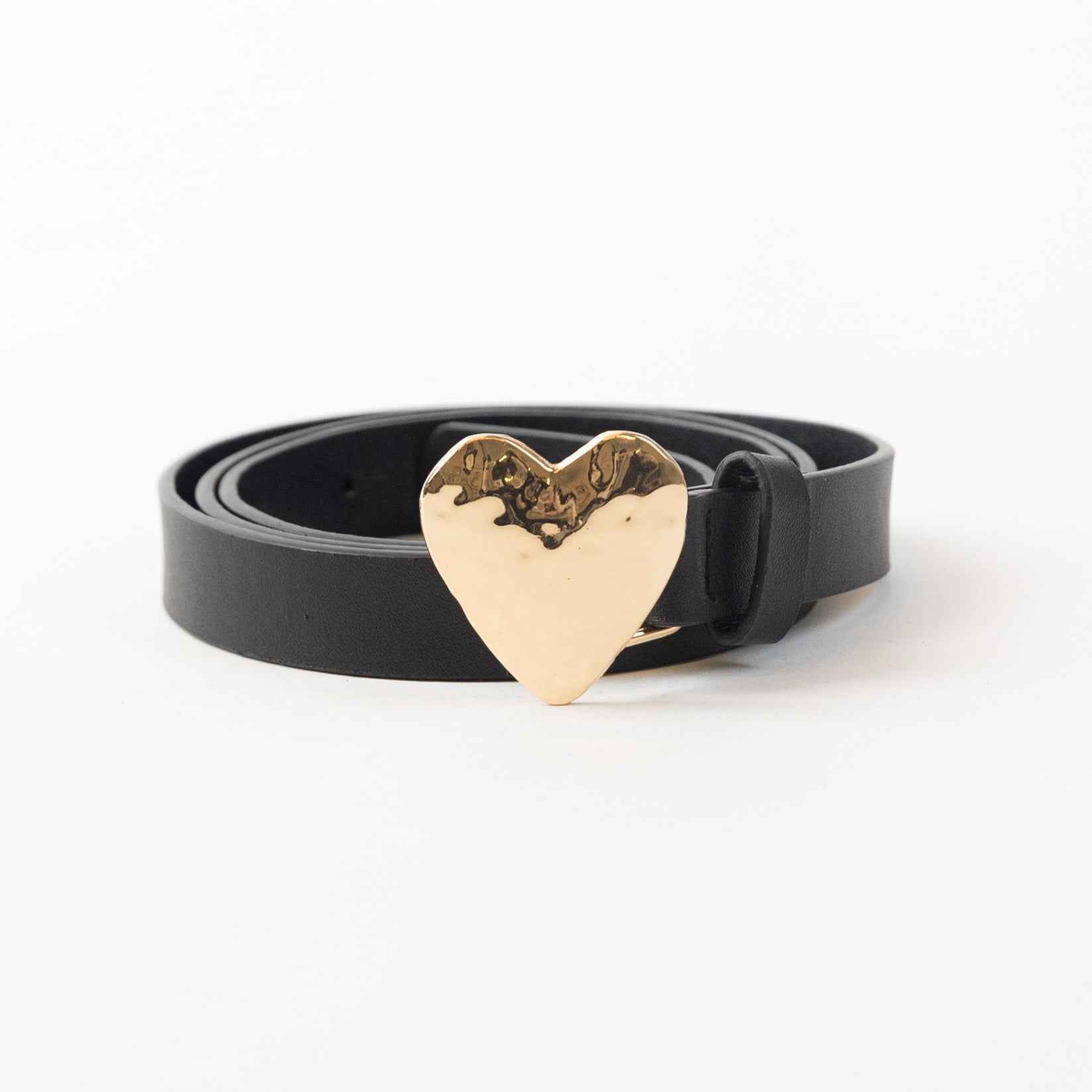 Heart belt by Lyla & Luxe with a gold heart-shaped buckle on a white background at Lemonberry in Aurora