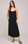 Brooke Linen Dress by Gentle Fawn, paired with black flip flops, great for causal days with friends in Newmarket.
