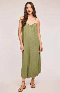 A llight linen dress, with a breezy silhouette, ideal for spring outings in Richmond Hill and beyond.