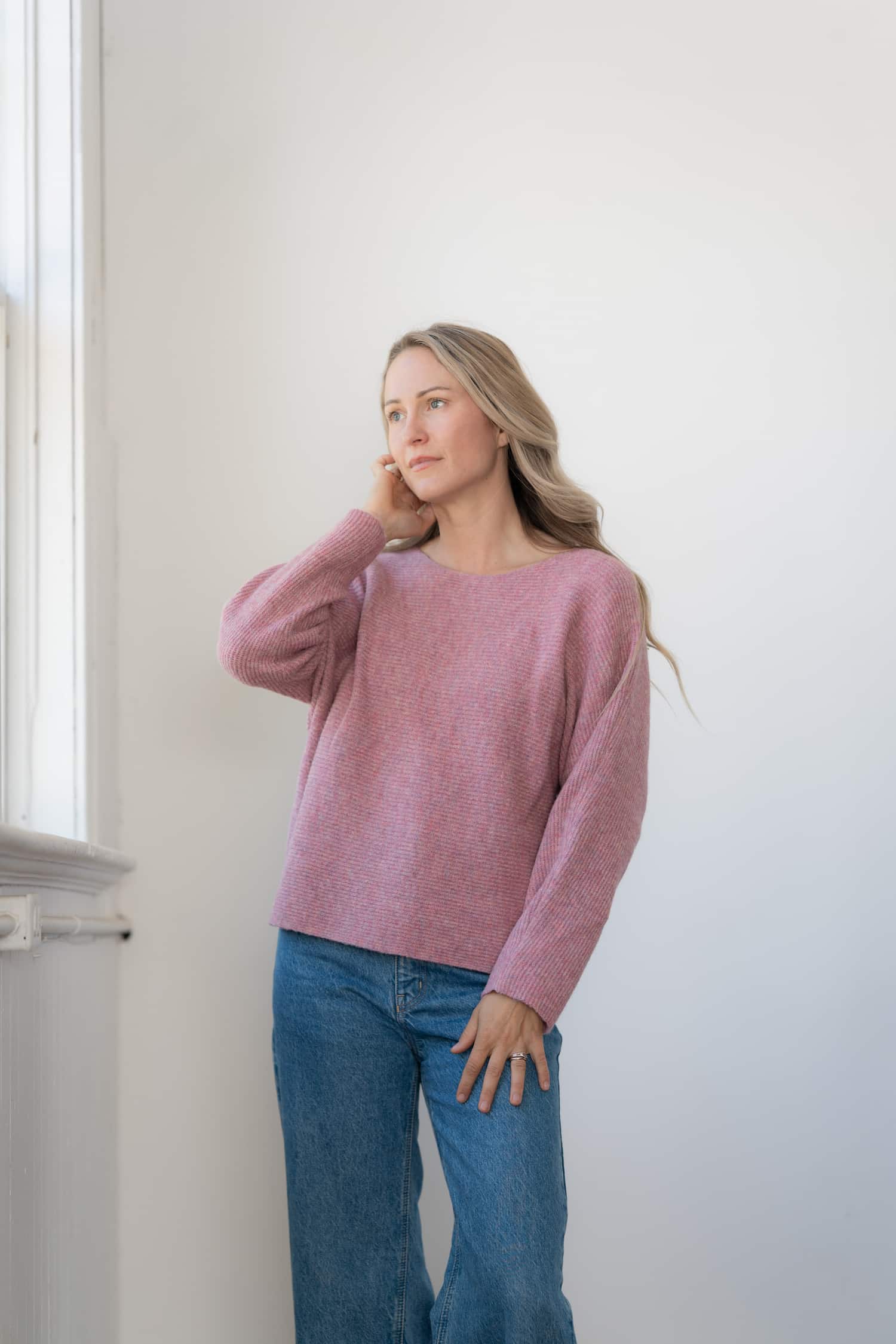Echo Verde Eezee Crew sweater in Tea Rose front view at Lemonberry Aurora
