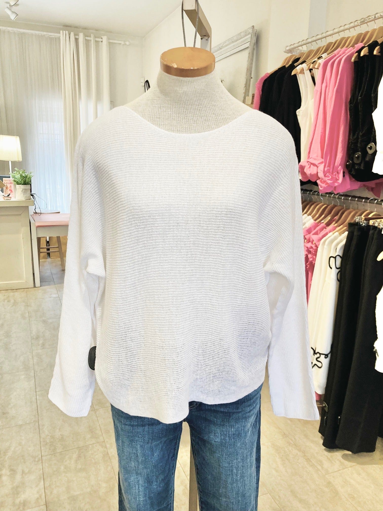 Echo Verde Tops The Beach Comber 🍃 An Elegant Yet Casual Sweater available at Lemonberry Boutique Aurora
