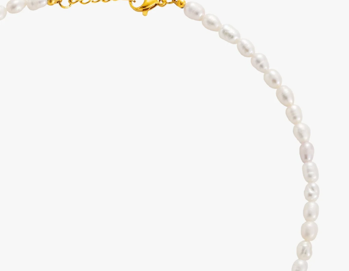 Freshwater rice pearl necklace with gold clasp, Luna, flat view — Lemonberry Aurora