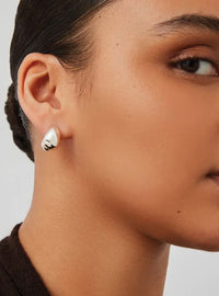Jenny Bird Nelle Small Hoop Earrings
