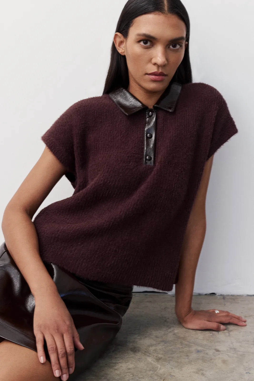 Melissa Nepton Lydie marron short sleeve polo sweater, front view