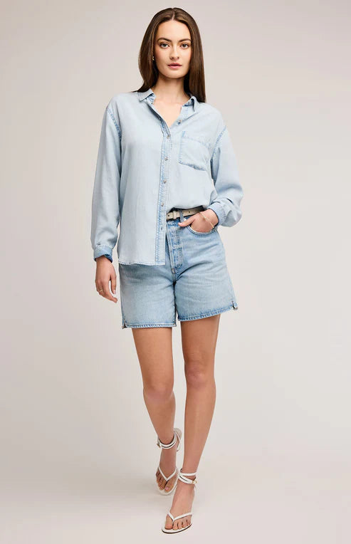 Gentle Fawn Ozzy Shirt worn buttoned and paired with denim shorts, available at Lemonberry in Aurora, Ontario