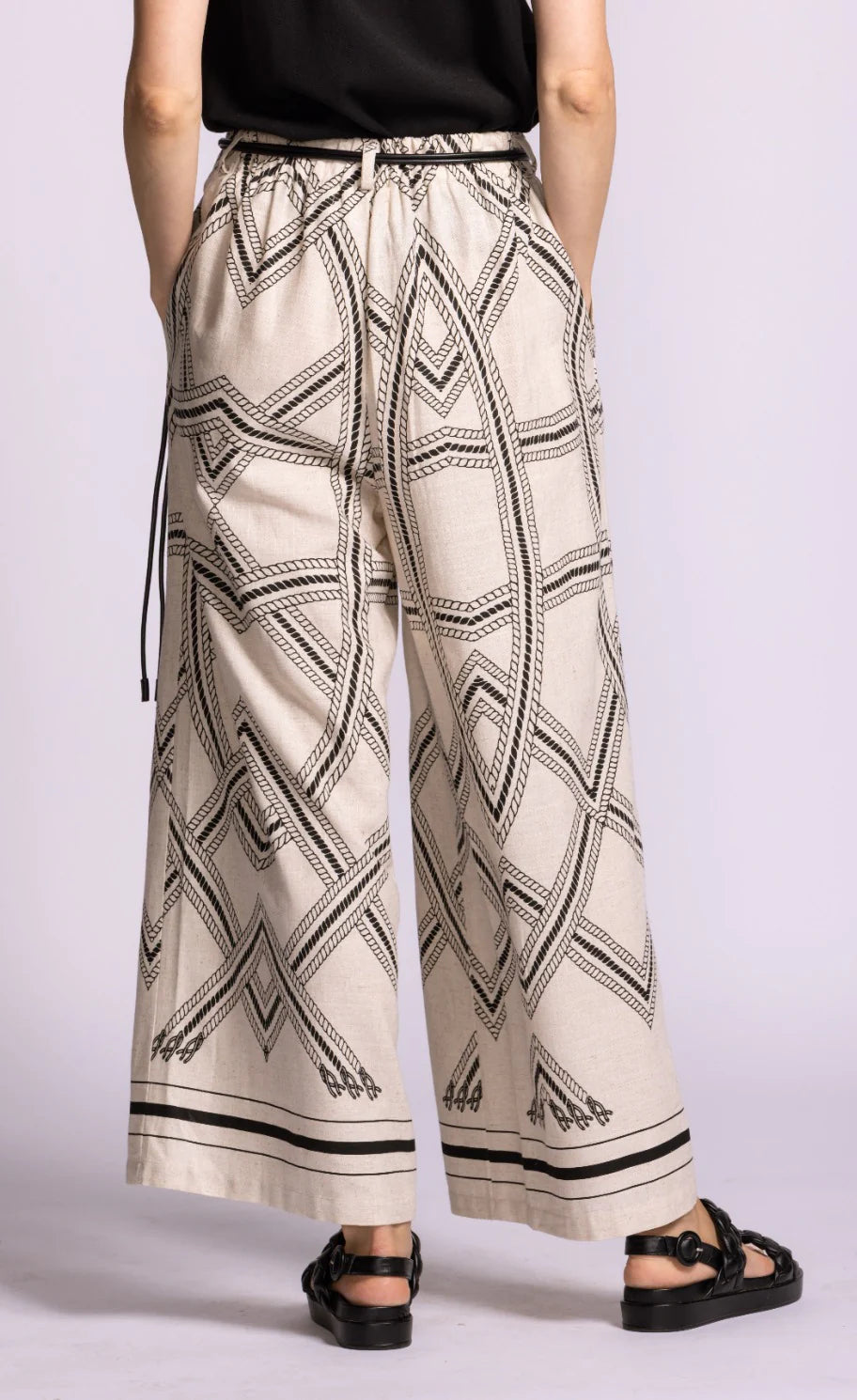 Pink Martini Nagel pants beige back Lemonberry Aurora