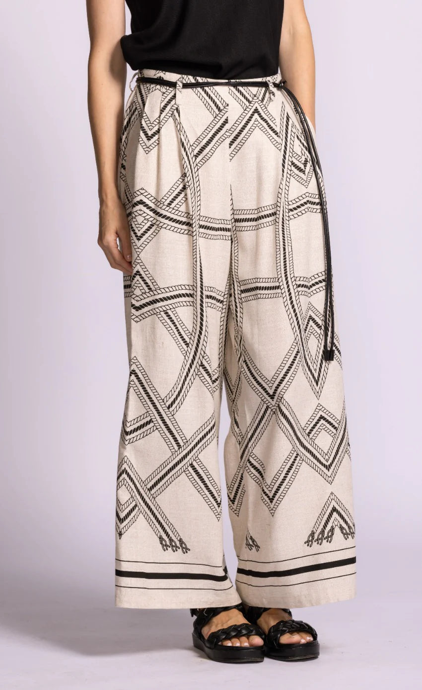 Pink Martini Nagel pants beige angled-front Lemonberry Aurora