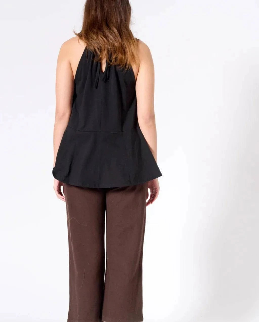 Preloved Tops Fantino Halter Top 🍃 available at Lemonberry Boutique Aurora