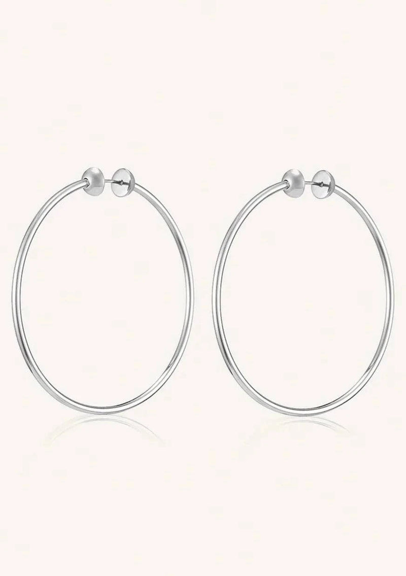 Jenny Bird Icon Hoops in silver, a classic and versatile hoop earring for everyday wear.